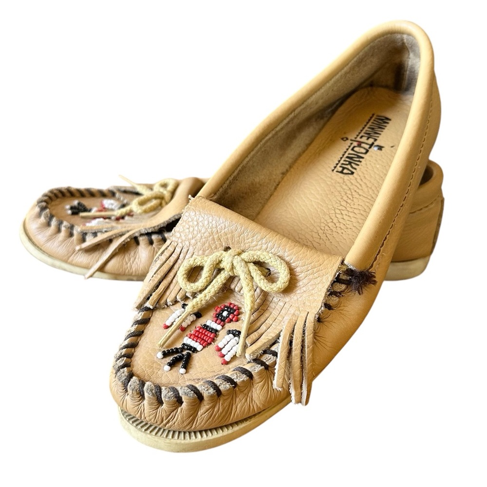 MINNETONKA Women's Thunderbird Moccasin Size US 7 Color Natural